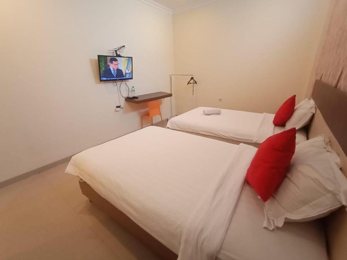 Oyo 90473 Gowin Hotel Kuta Lombok Eksteriør billede
